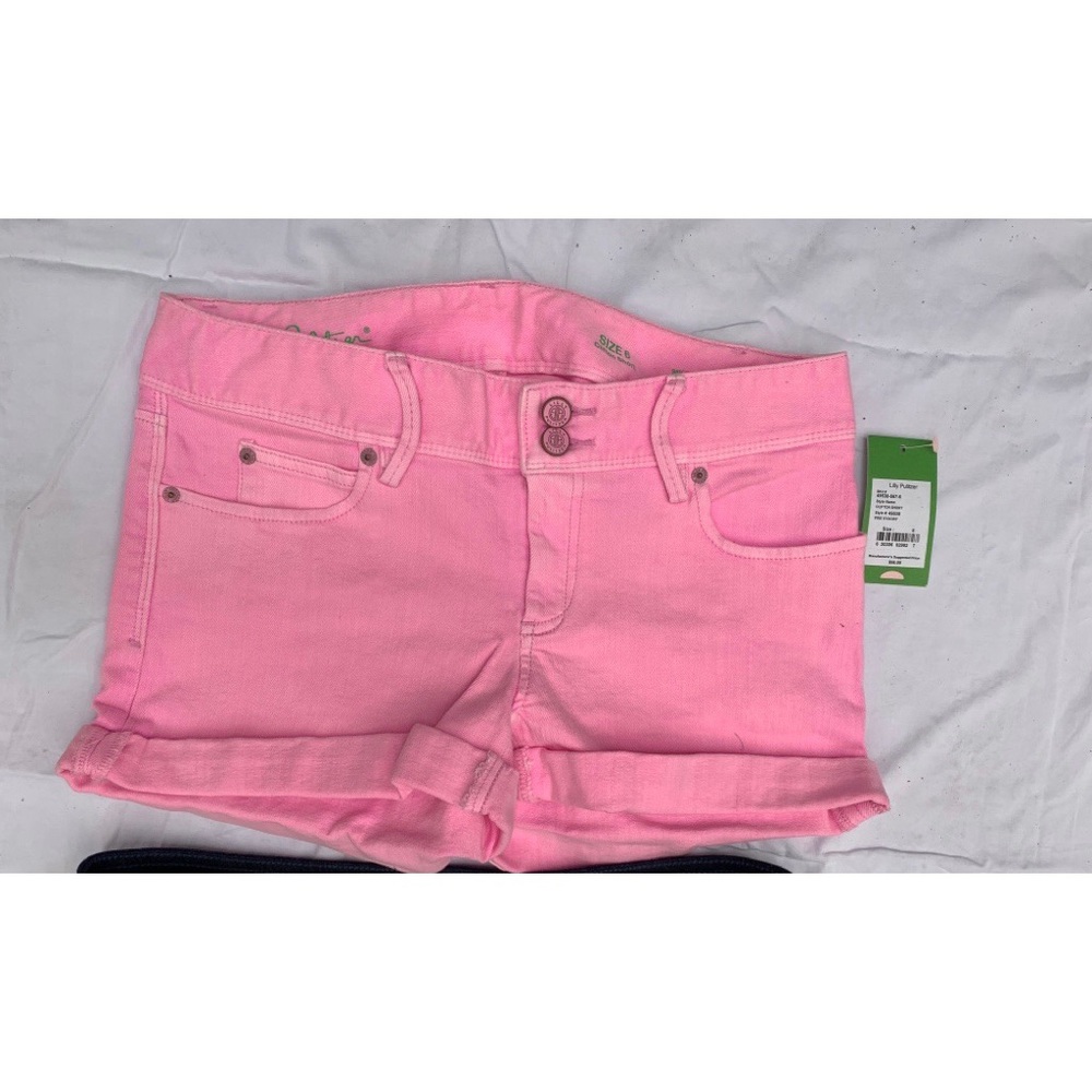 Brand New Lilly Pulitzer “Kelli Short” Pink Size 6